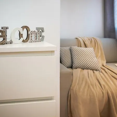Guestfriendly Q05 - Rooftop Apartment